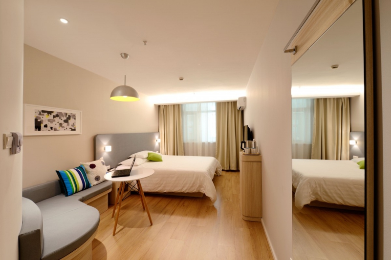 chambre-hote-RAYOL CANADEL SUR MER-min_hotel_guest_room_new-634601